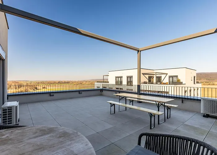 Panorama Bory Penthouse דירה