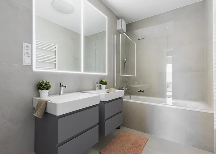 Panorama Bory Penthouse דירה *